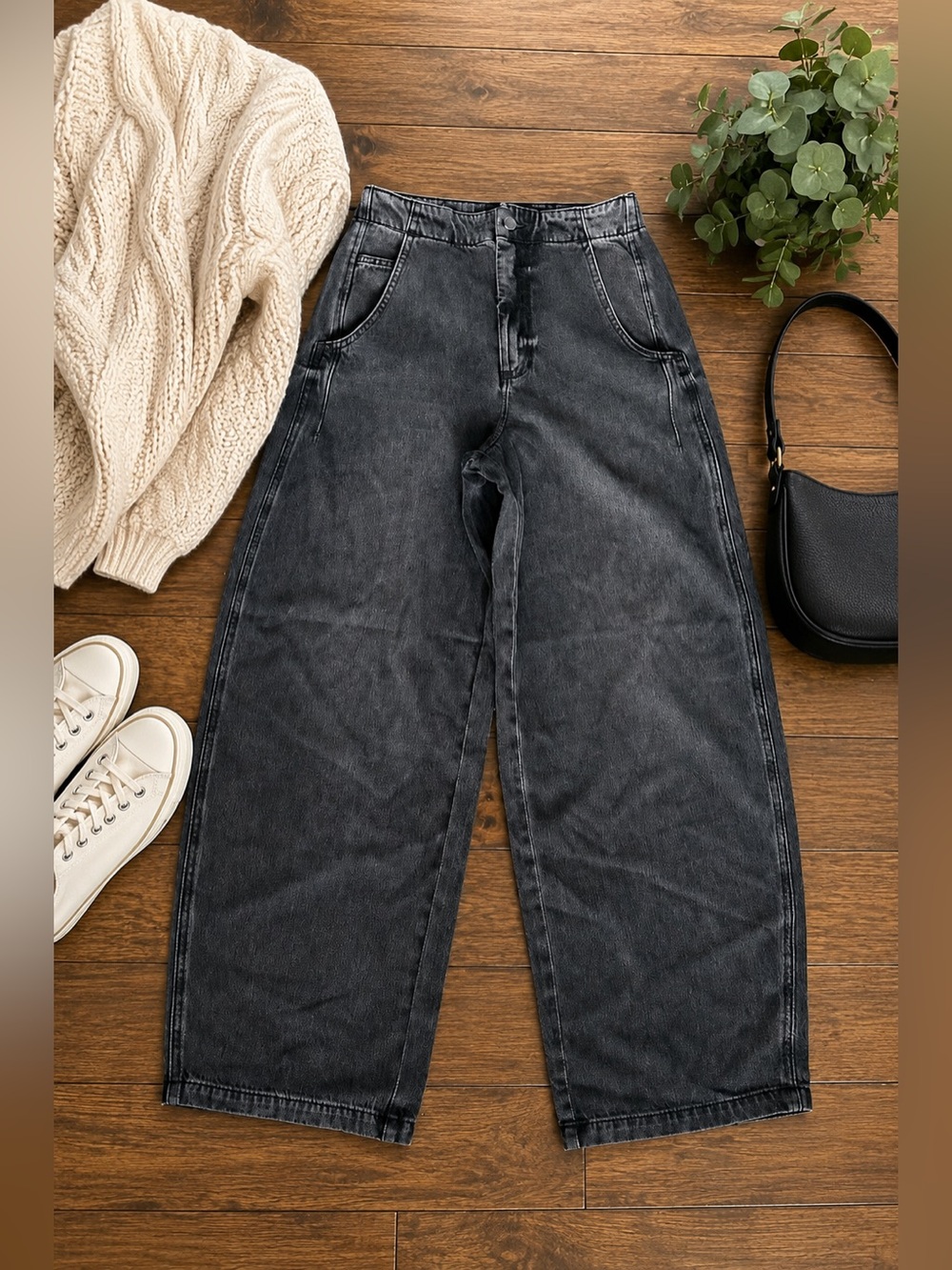 Pistola Lottie Zen Wide Leg Jeans Size 25 NWT Black Washed Denim